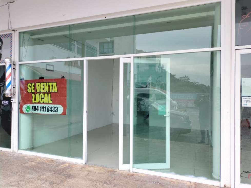 SE RENTA LOCAL COMERCIAL EN ZONA CÉNTRICA - 3
