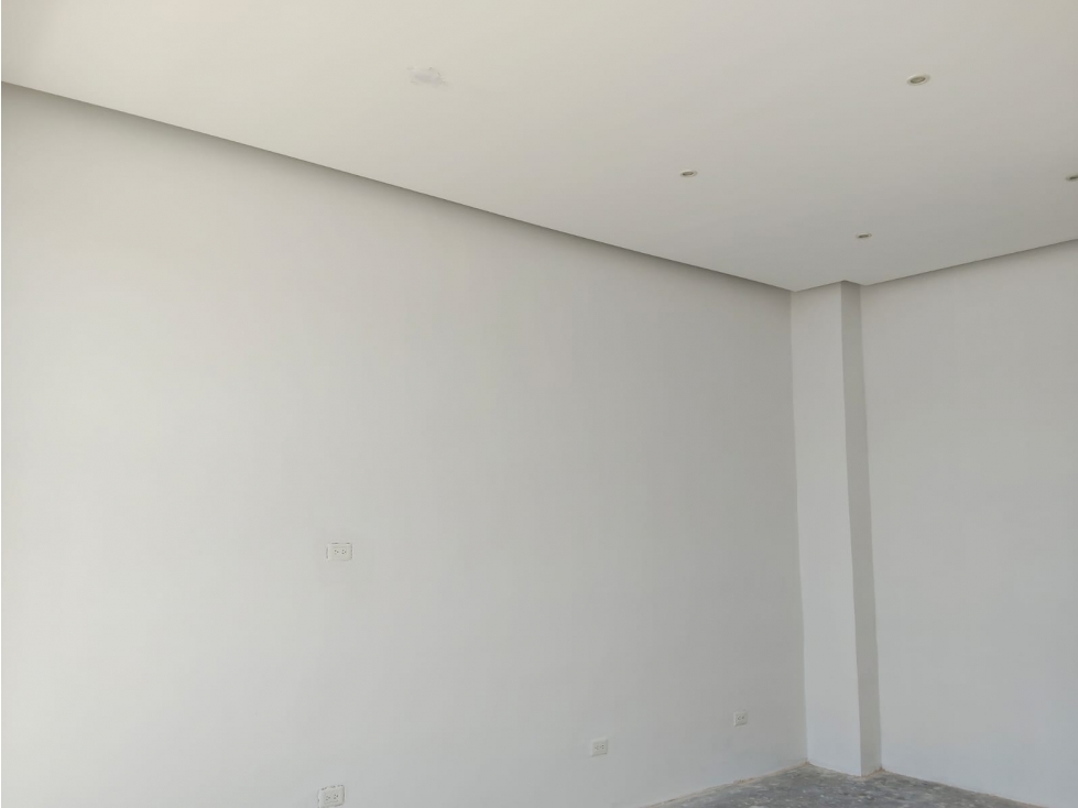 SE RENTA LOCAL COMERCIAL EN ZONA CÉNTRICA - 5
