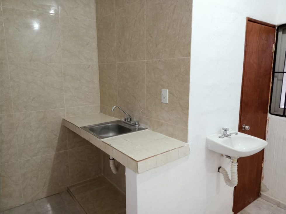 RENTA ESTUDIO EN COLONIA EL PEDREGAL - 4