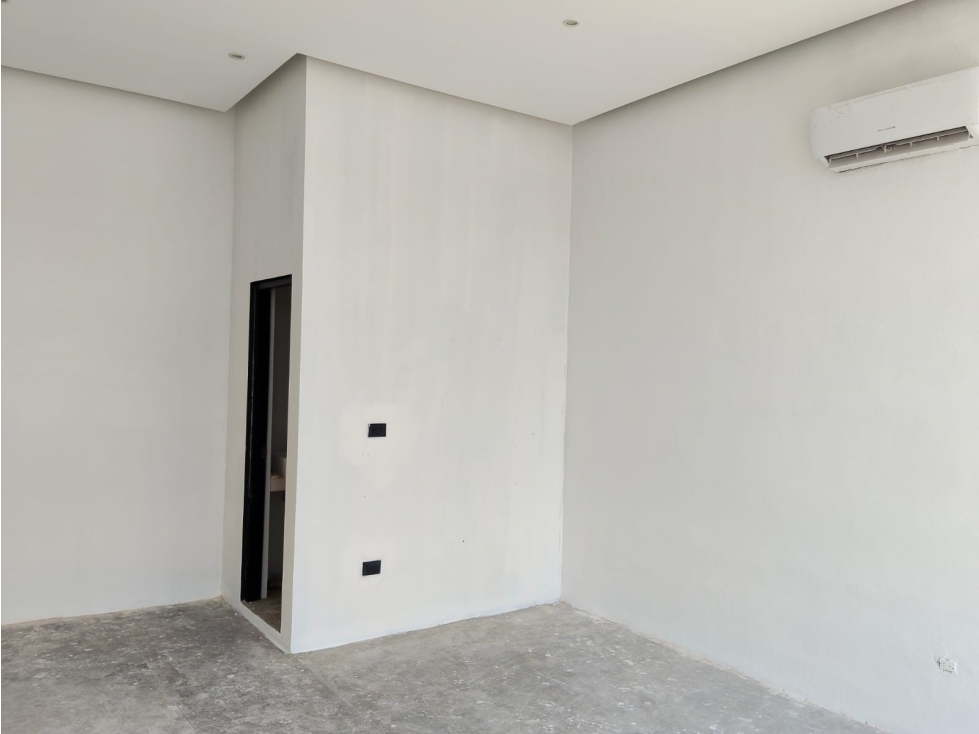 SE RENTA LOCAL COMERCIAL EN ZONA CÉNTRICA - 4