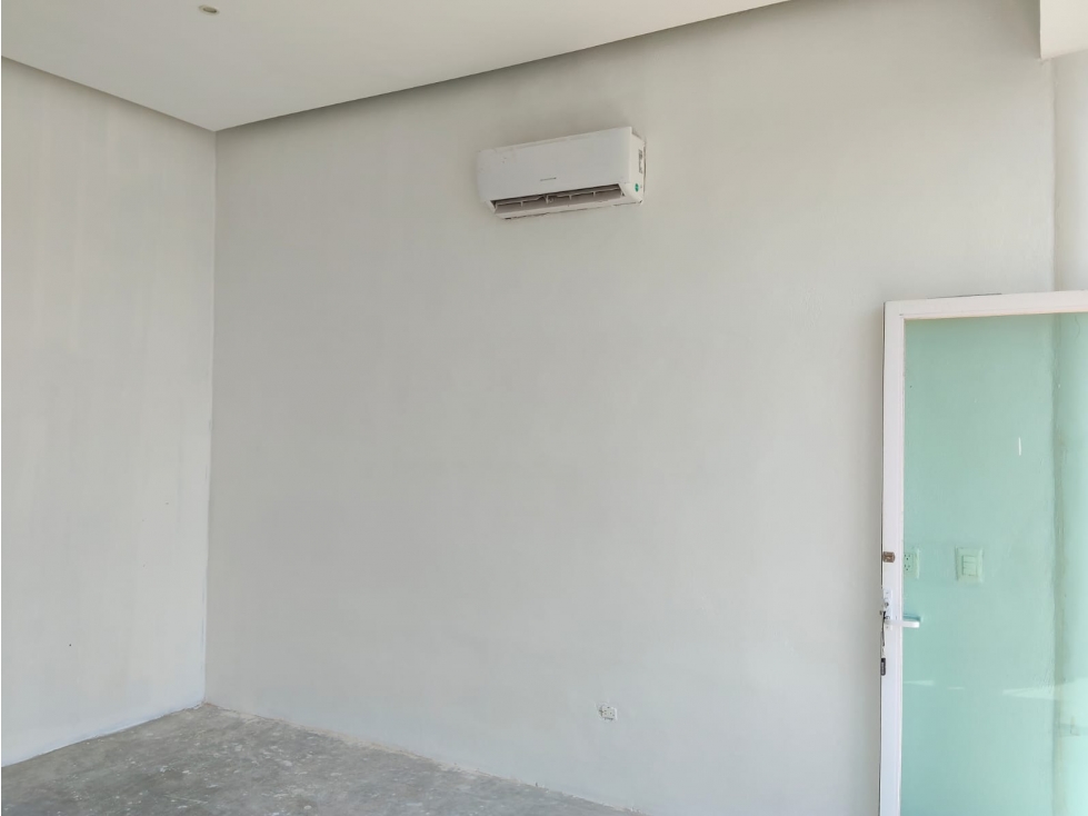 SE RENTA LOCAL COMERCIAL EN ZONA CÉNTRICA - 6