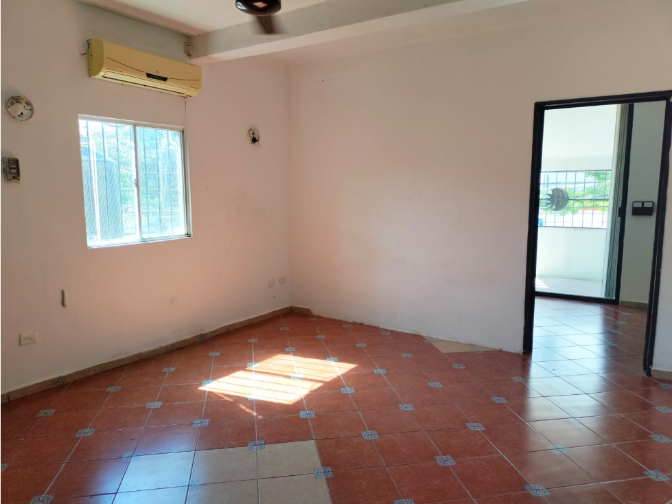RENTA DPTO SIN MUEBLES SOBRE AV CONSTITUYENTES - EJIDO - 3