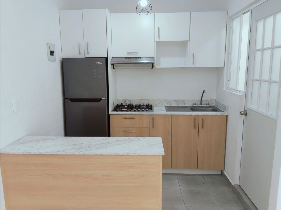 VENTA DEPARTANMENTO EN PASEOS SISAL SIN MUEBLES - 2