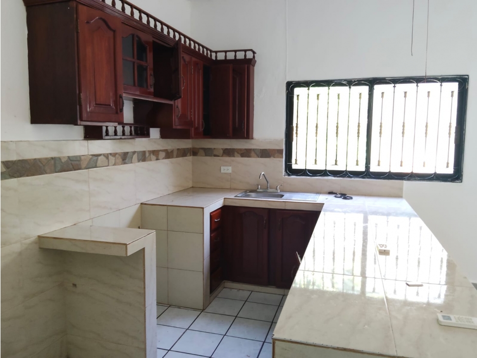 RENTA CASA SOBRE AV CONTITUYENTES — foto 4
