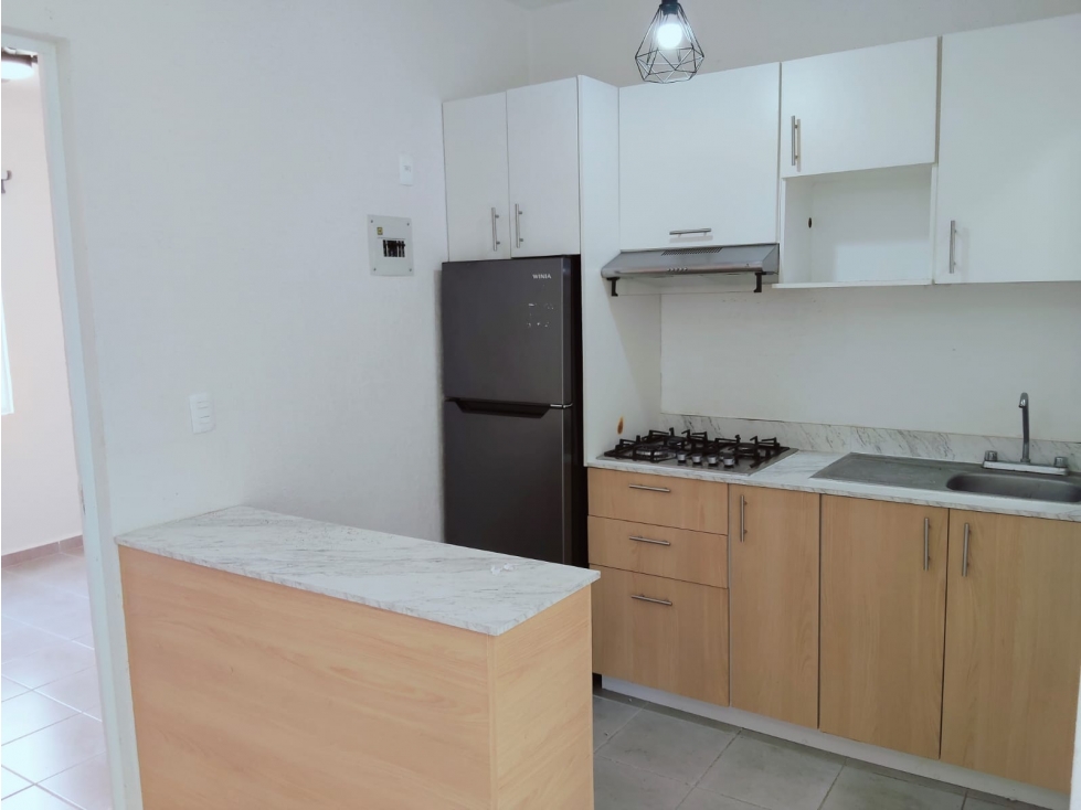 VENTA DEPARTANMENTO EN PASEOS SISAL SIN MUEBLES - 1