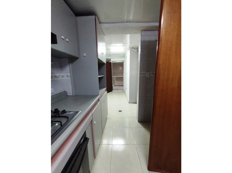 VENDEMOS APTO EN UNIDAD RESIDENCIAL EN EL BARRIO EL REFUGIO — foto 2