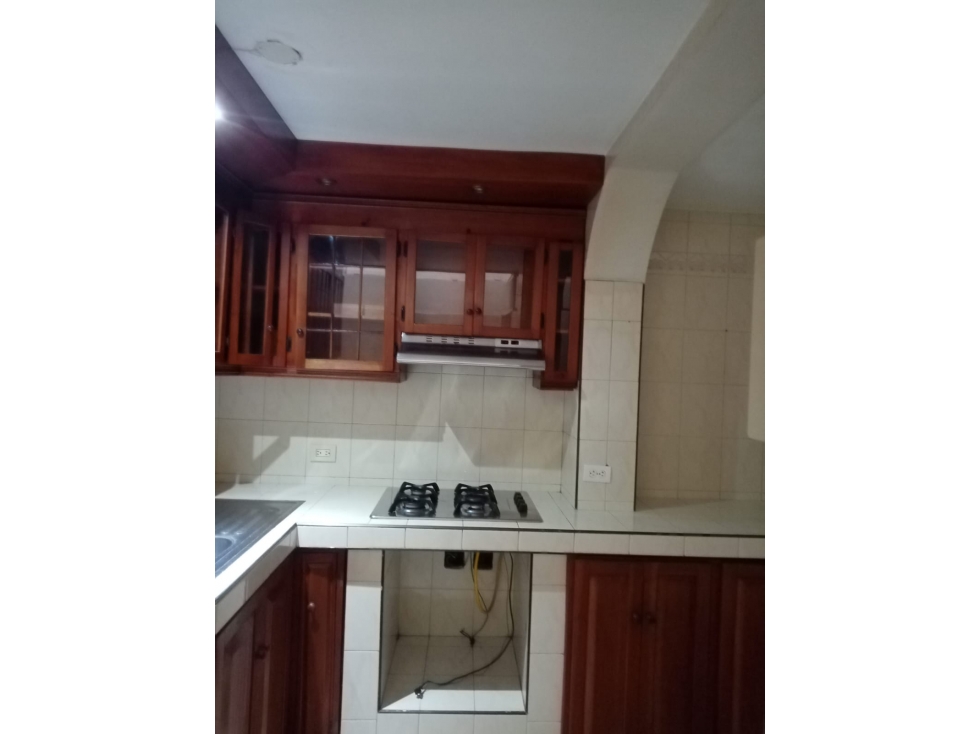 EDIFICIO DE 4 PISOS SALOMIA — foto 3