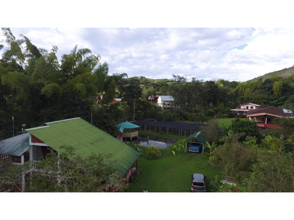 CASA CAMPESTRE EN LA CUMBRE. - 3