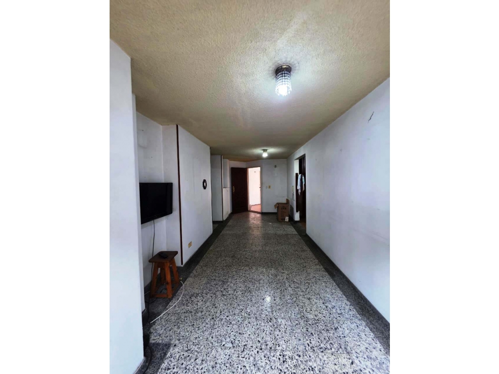 APTO CAMINO REAL PISO 2 ACCESO POR ESCALERAS