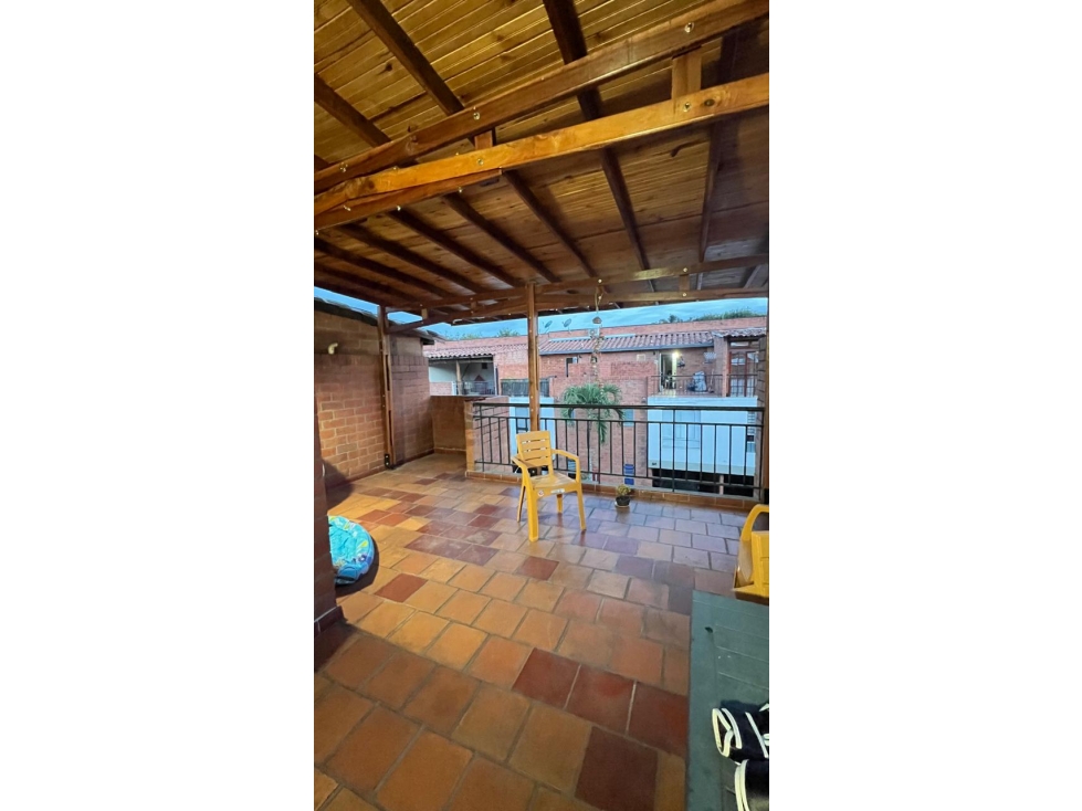 VENDEMOS CASA EN CONDOMINIO EN VALLE DEL LILI. — foto 5