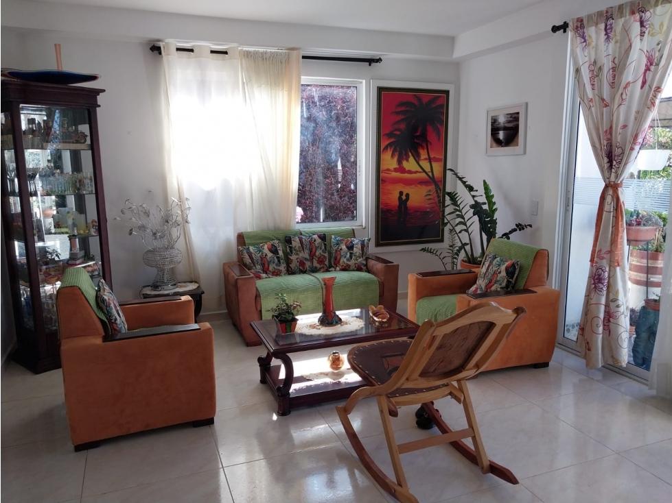 CASA EN CONDOMINIO LAGO CALIMA - 4