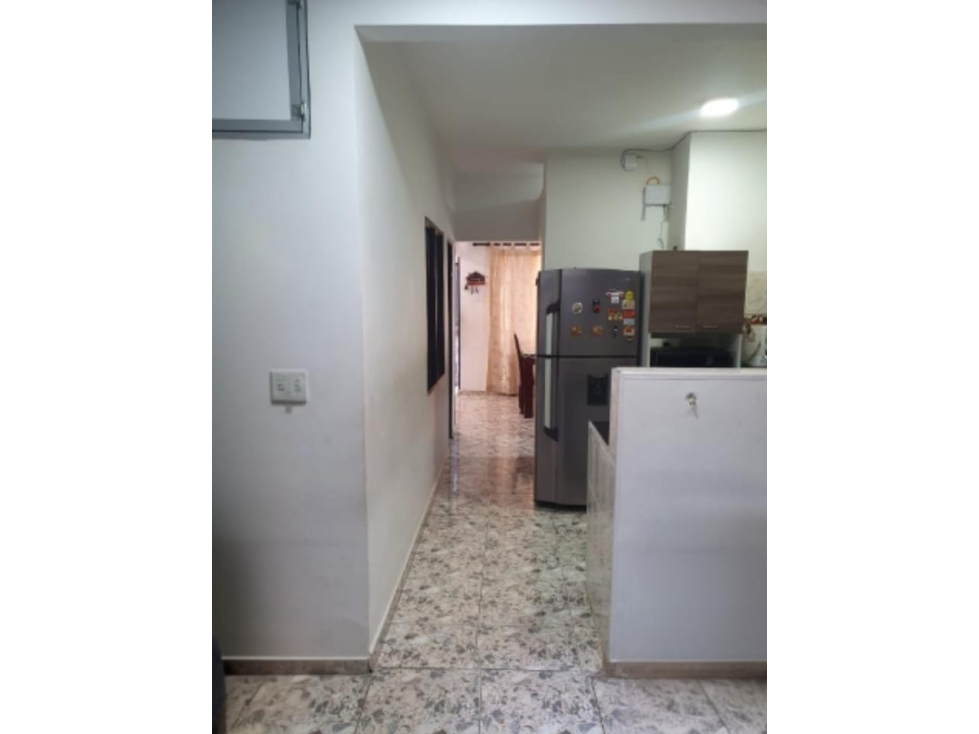 VENDEMOS CASA DE TRES PISOS CON TRES VIVIENDAS EN LAS CEIBAS. — foto 6