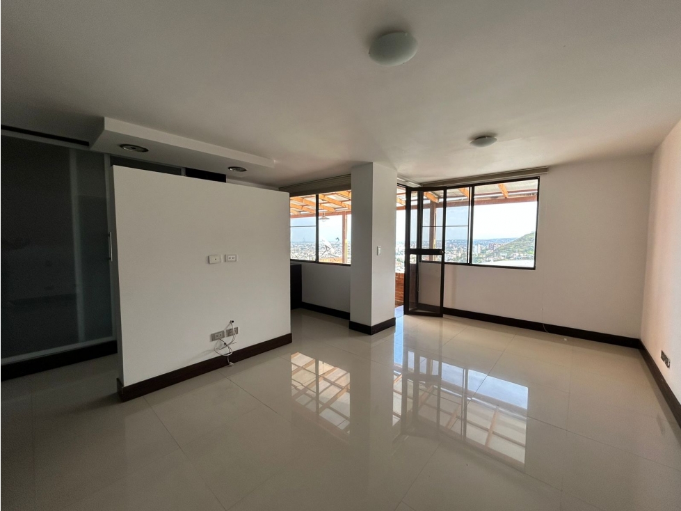 VENDEMOS APTO REMODELADO DUPLEX EN BELLAVISTA. — foto 5