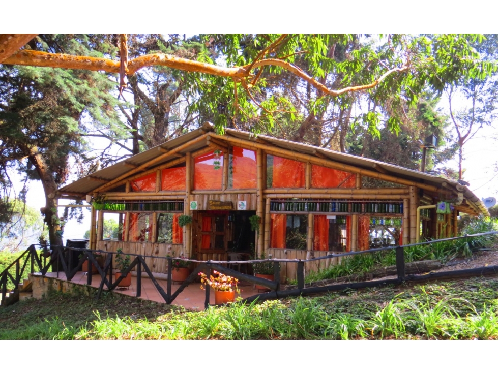 CASA CAMPESTRE DAPA EN BOSQUE NATURAL