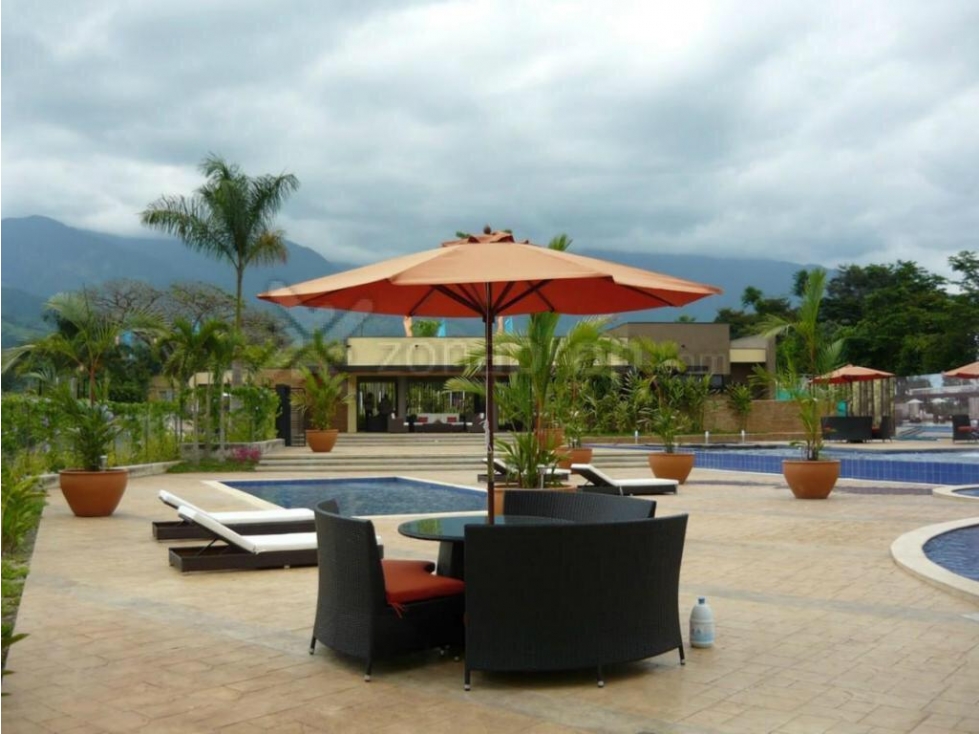 LOTE RESTREPO-META - 5