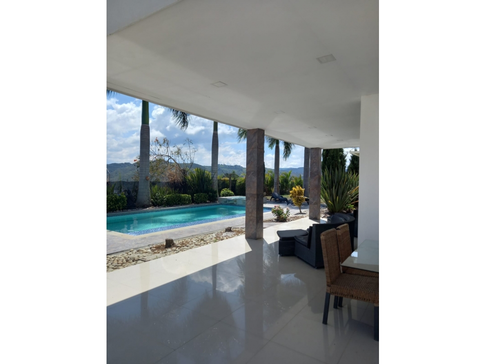 CASA CAMPESTRE LAGO CALIMA - 3