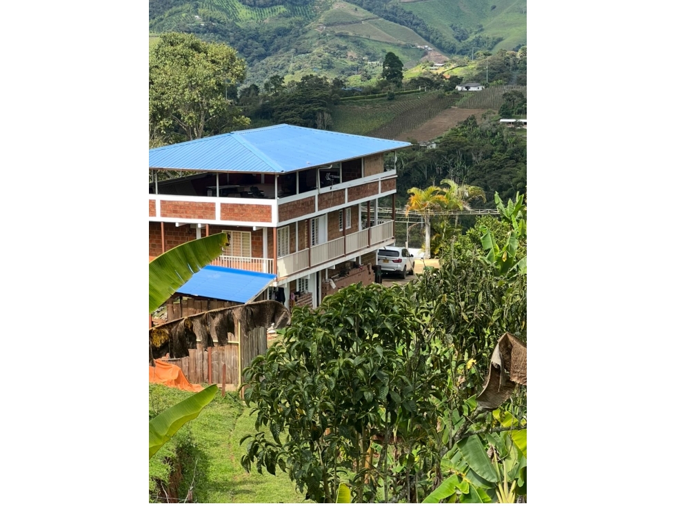 VENDEMOS CASA CAMPESTRE EN PUENTE DEL PALMAR. KILOMETRO 34