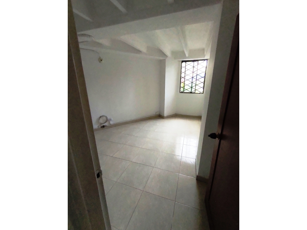 VENDEMOS APTO EN UNIDAD RESIDENCIAL EN EL BARRIO EL REFUGIO — foto 5