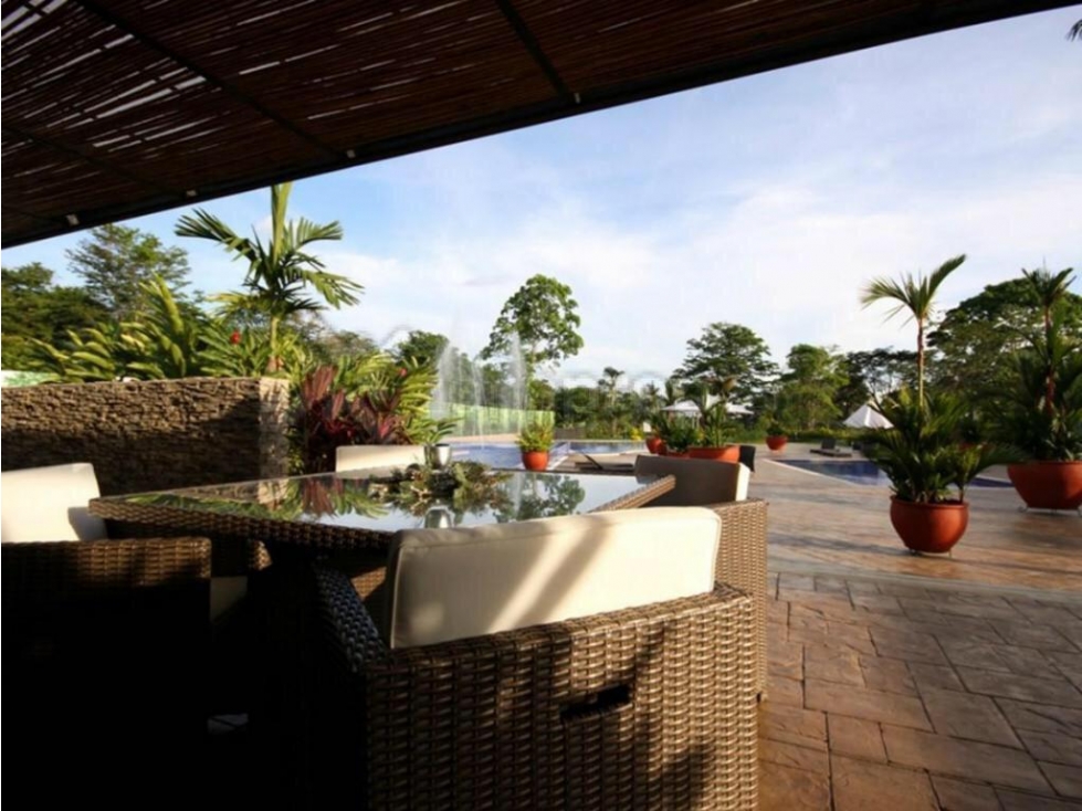 LOTE RESTREPO-META - 6