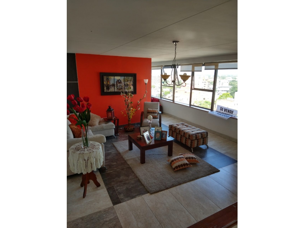 ALQUILER APARTAMENTO BARRIO VERSALLES 197 METROS2