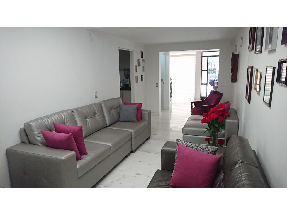 Se vende casa REMODELADA en pradera norte. — foto 2