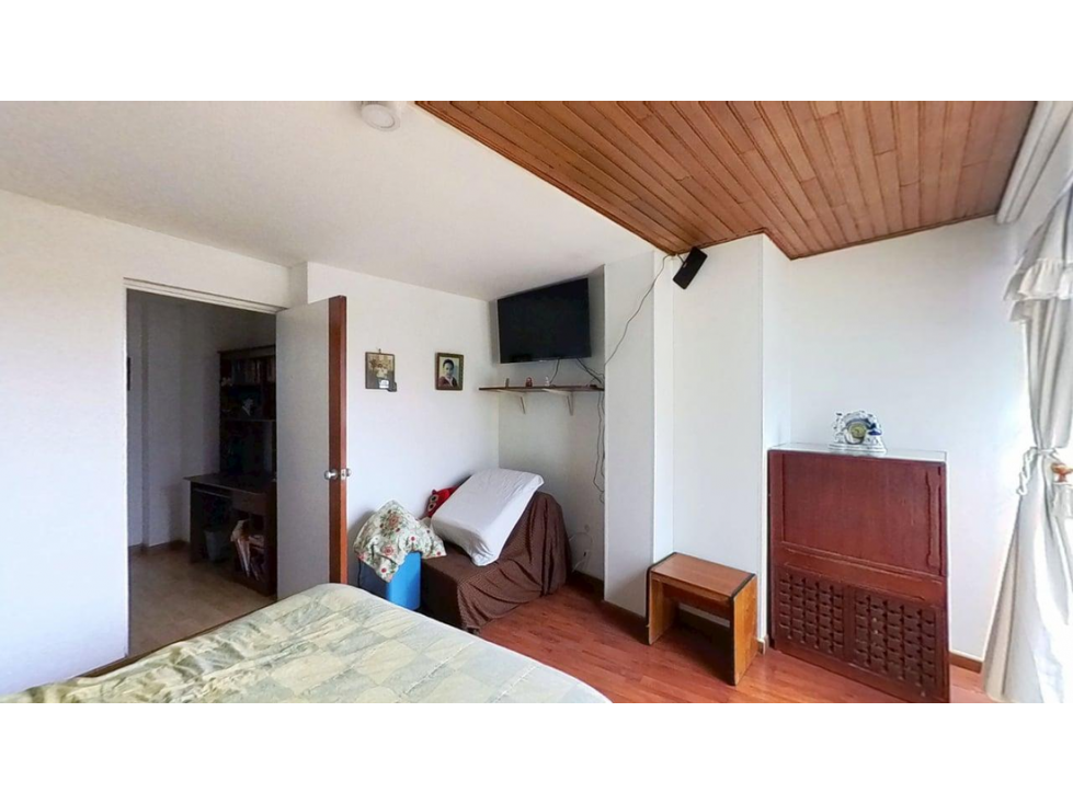 Se vende apartamento Duplex en Portales del Norte — foto 3