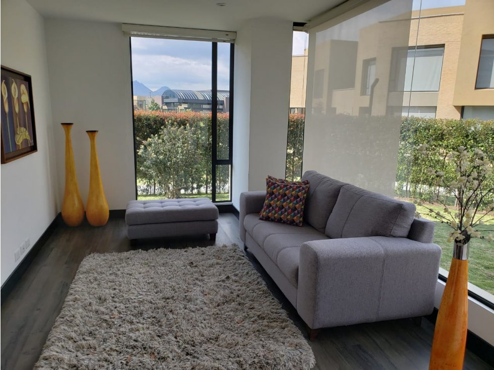 Se vende hermosa casa en Conjunto - Cota - 2