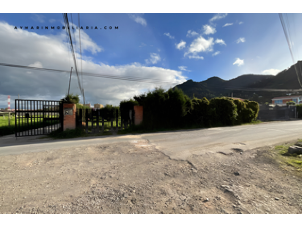 Lote con Casa en Cerca de Piedra - Vereda Fonqueta, Chía. Cundinamarca — foto 2
