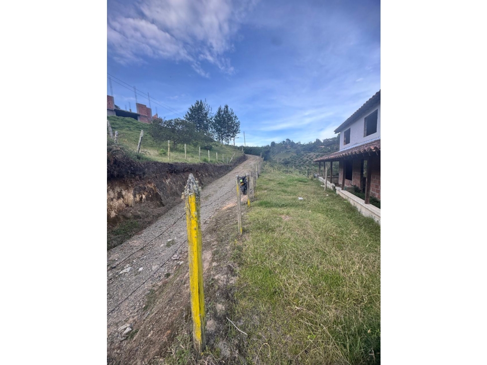 vendo casa campestre para terminar en el oriente antioqueño — foto 3