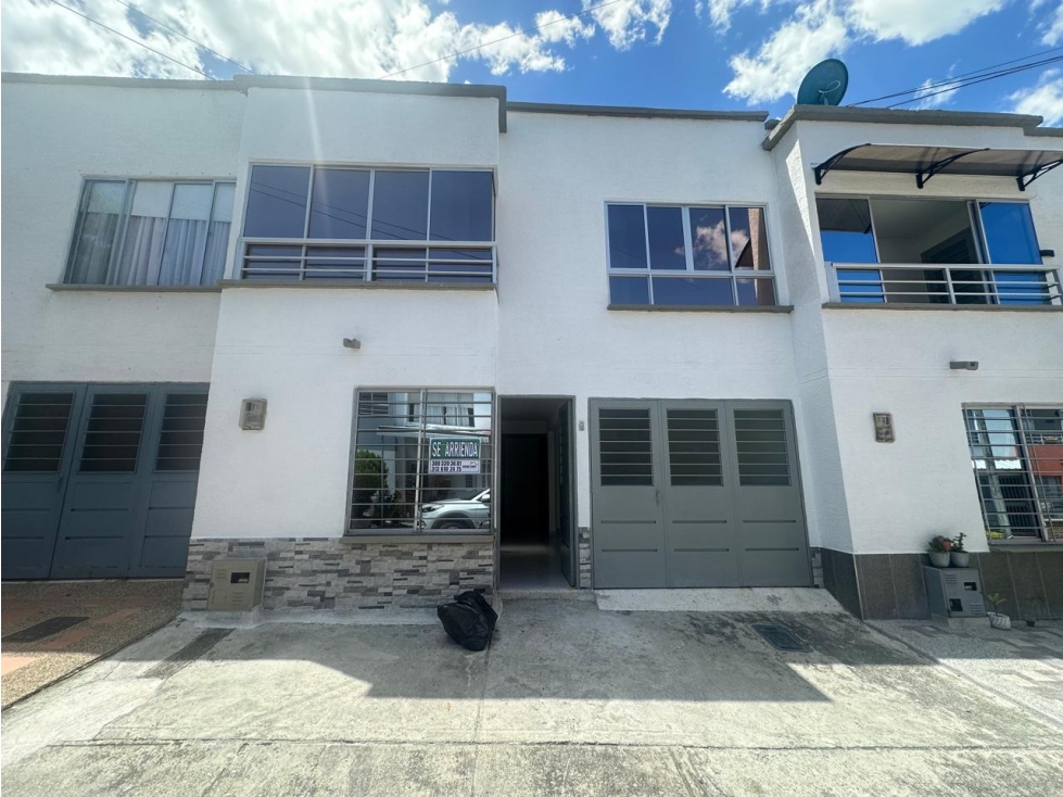 Espectacular Casa cerca al barrio Limonar