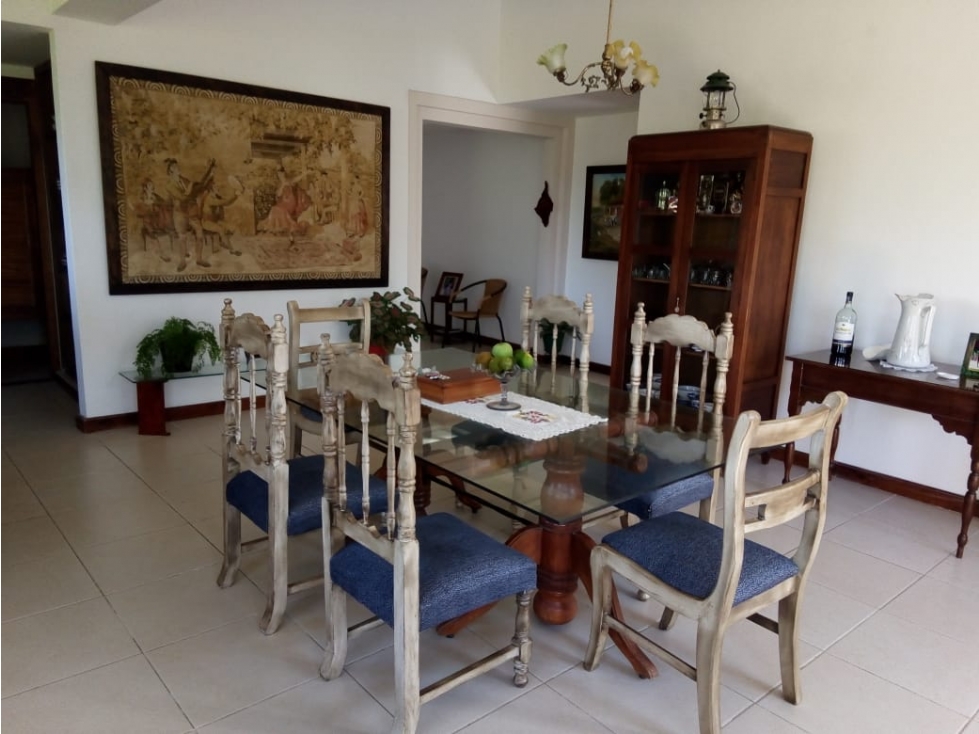 Chalet para venta vía Circasia - 1