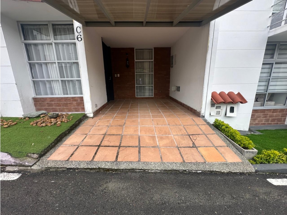 Casa para la venta en conjunto cerrado al Norte de la ciudad — foto 2