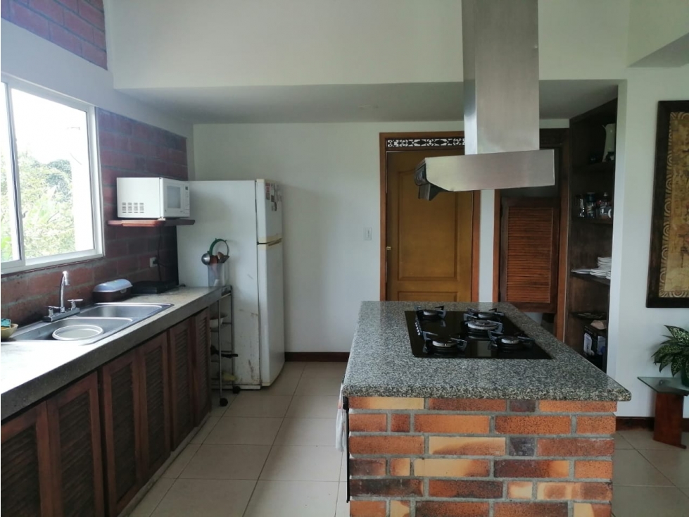 Chalet para venta vía Circasia - 4