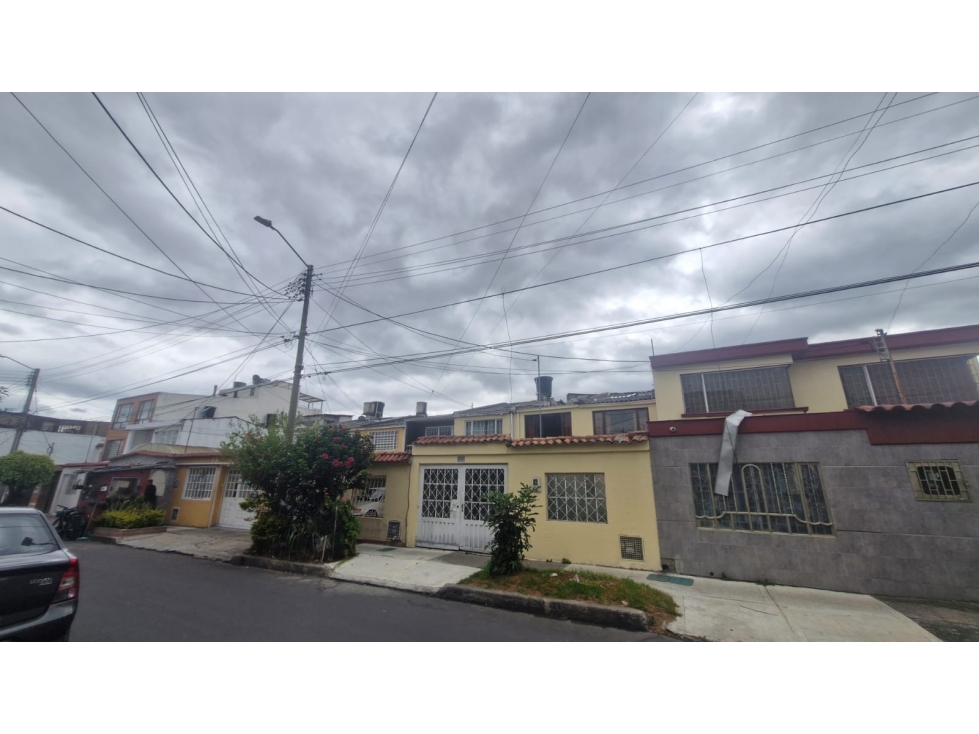 VENTA CASA MILENTA BOGOTÁ A 2 CUADRAS DE TRANSMILENIO — foto 4
