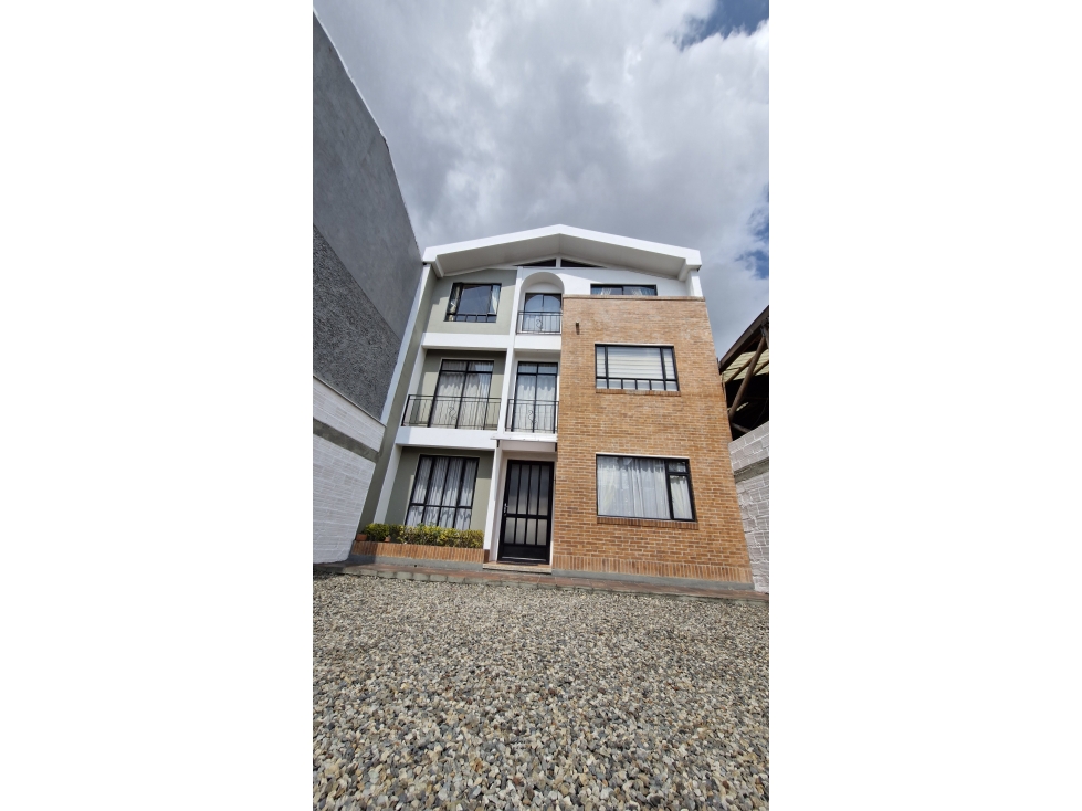 VENTA Y RENTA CASA COMERCIAL CHÍA CENTRO HISTÓRICO VILLA OLÍMPICA — foto 2