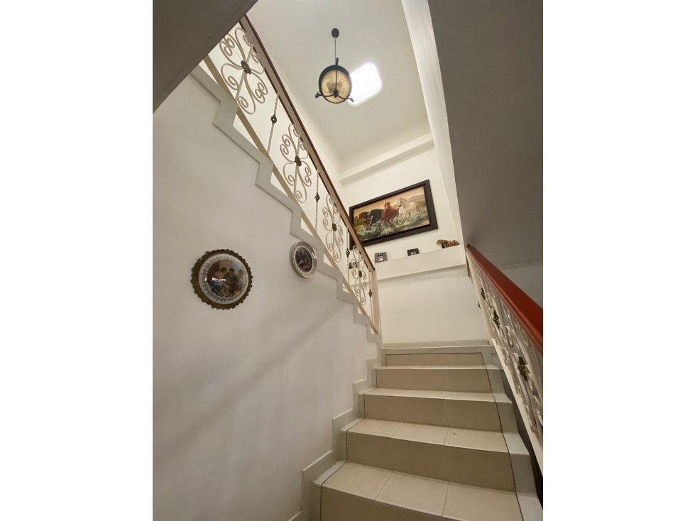 SC INMOBILIARIA VENDE CASA DE 2 PISOS EN B/ VILLA CAMPESTRE — foto 4