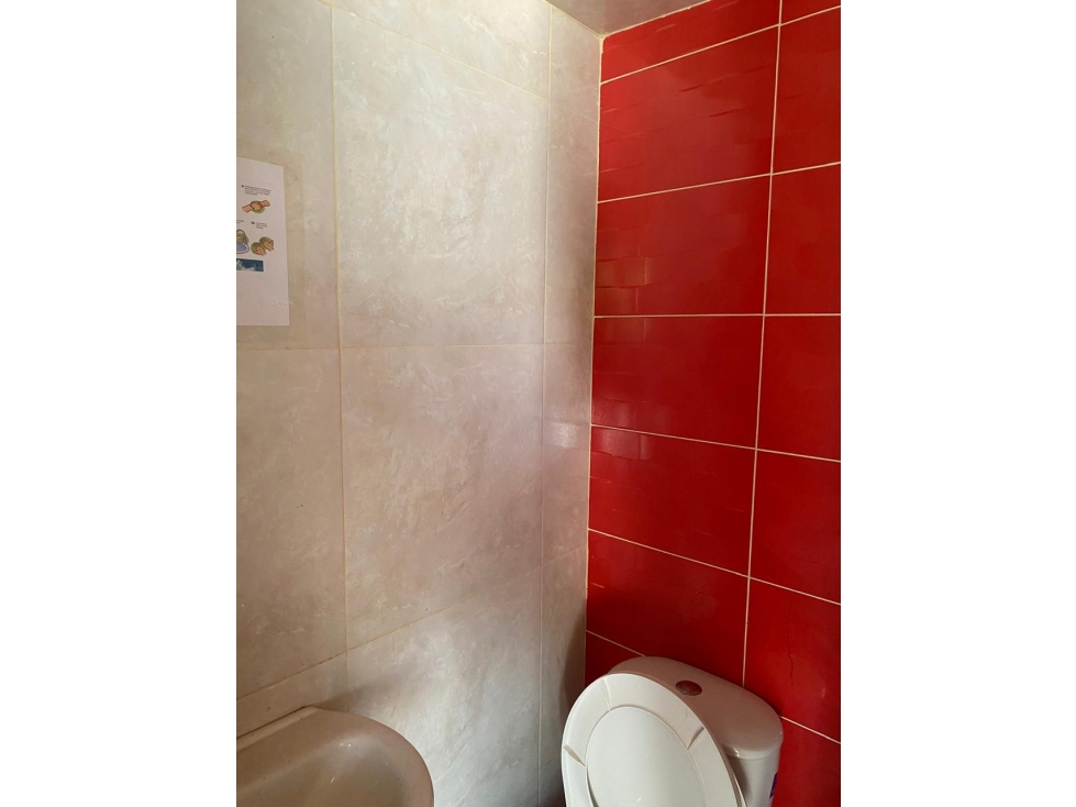SC RED INMOBILIARIA VENDE EDIFICIO EN EL B/ LA FLORESTA - 6