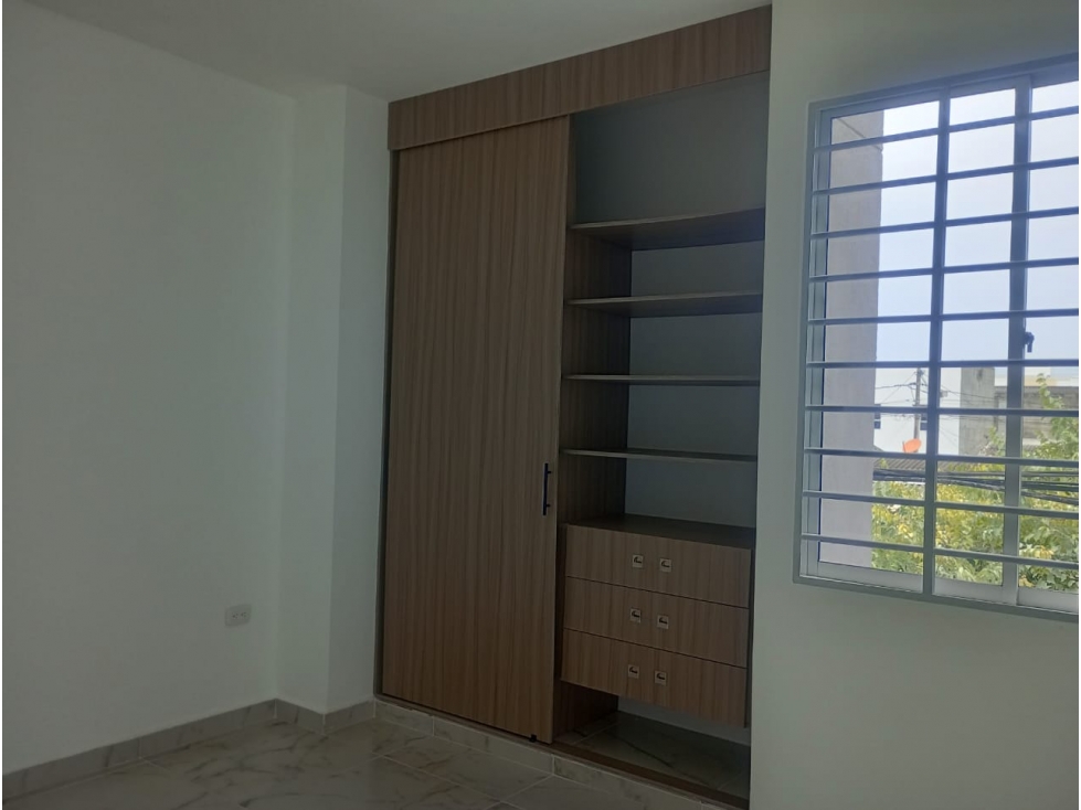 SC INMOBILIARIA VENDE CASA DE 2 PISOS EN B/ VILLA NATALIA MONTERIA — foto 4