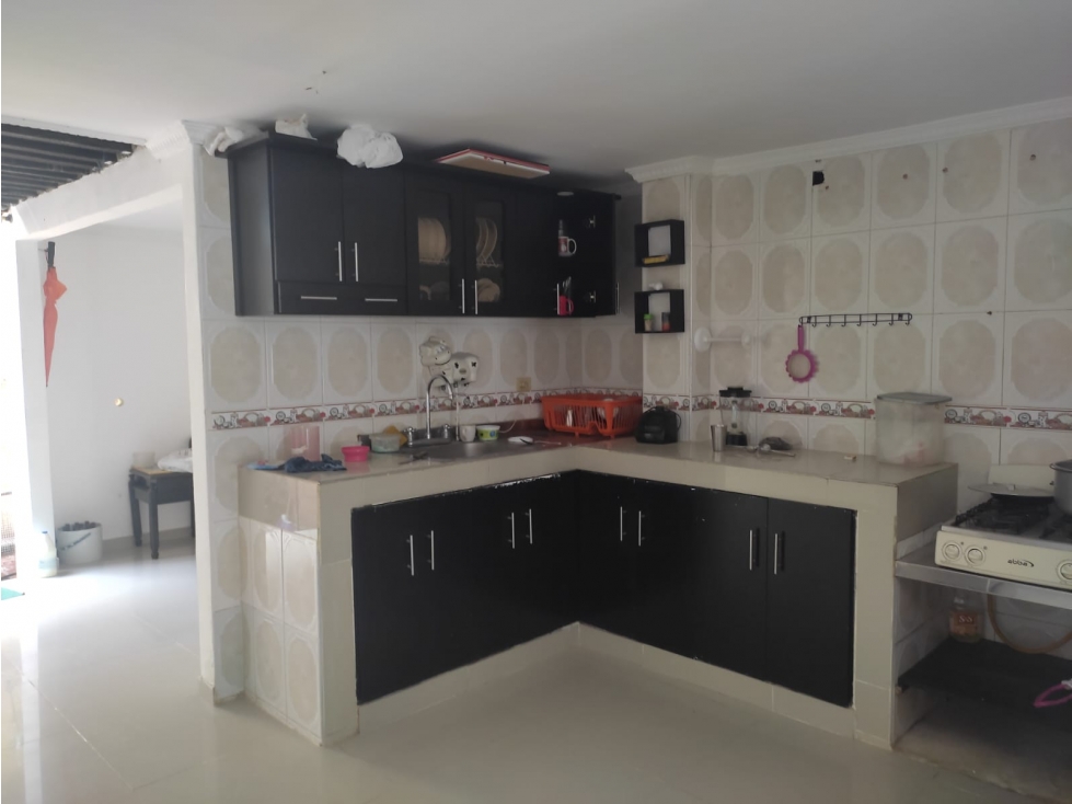 SC RED INMOBILIARIA VENDE CASA BARRIO EL AMPARO - 3