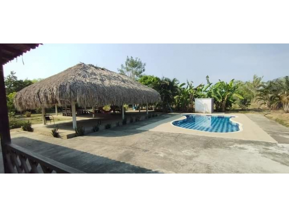 SC RED INMOBILIARIA VENDE CASA FINCA EN BOCA DE LA CEIBA