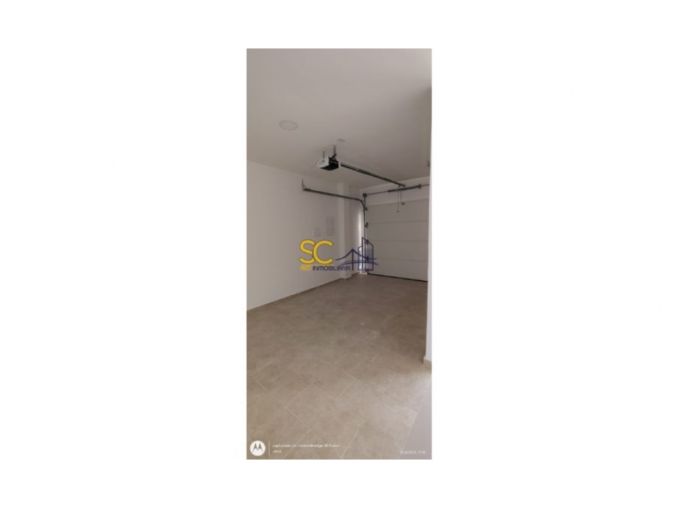 SC INMOBILIARIA VENDE CASA DE 2 PISOS EN B/ SANTA ELENA-MONTERIA — foto 3