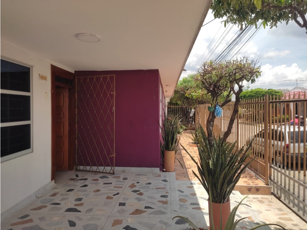 SC RED INMOBILIARIA VENDE CASA EN EL B/ LACHARME — foto 3