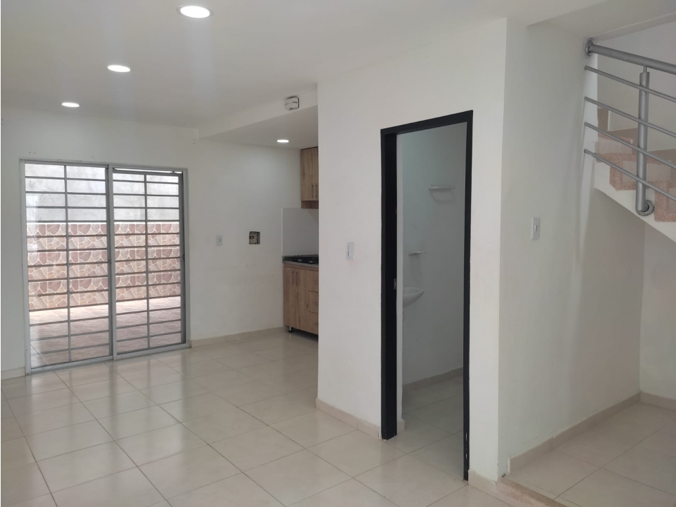 SC RED INMOBILIARIA ARRIENDA CASA EN EL B/ VALLEJO — foto 2