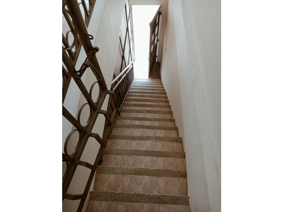 SC RED INMOBILIARIA VENDE CASA 2DO PISO EN EL B/ LOS ANGELES — foto 5