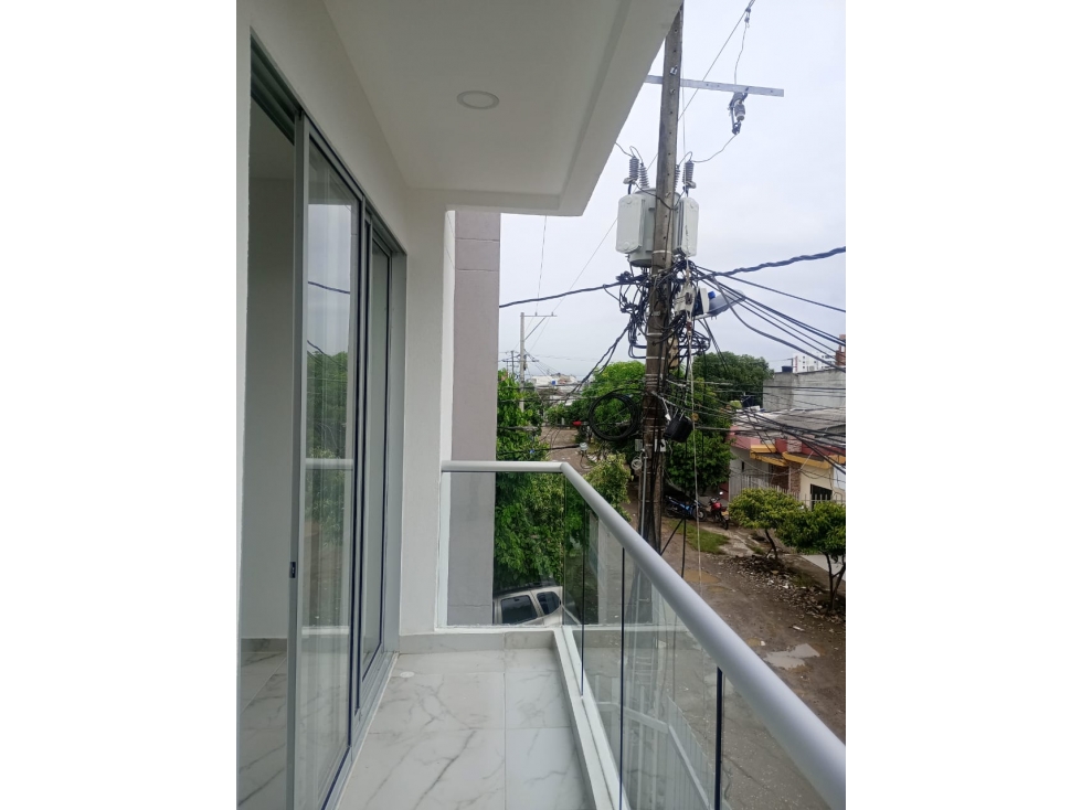 SC INMOBILIARIA VENDE CASA DE 2 PISOS EN B/ VILLA NATALIA MONTERIA — foto 2