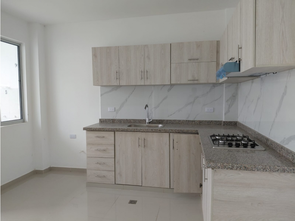 SC INMOBILIARIA VENDE CASA DE 2 PISOS EN B/ GUADALUPE MONTERIA — foto 5