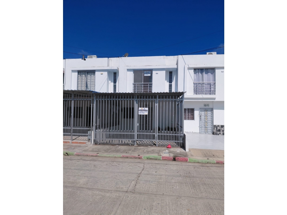 SC RED INMOBILIARIA ARRIENDA CASA EN EL B/ VALLEJO