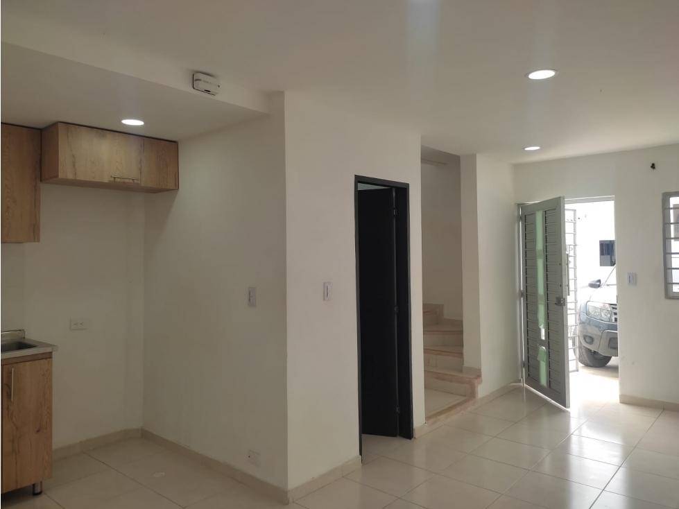 SC RED INMOBILIARIA ARRIENDA CASA EN EL B/ VALLEJO — foto 3