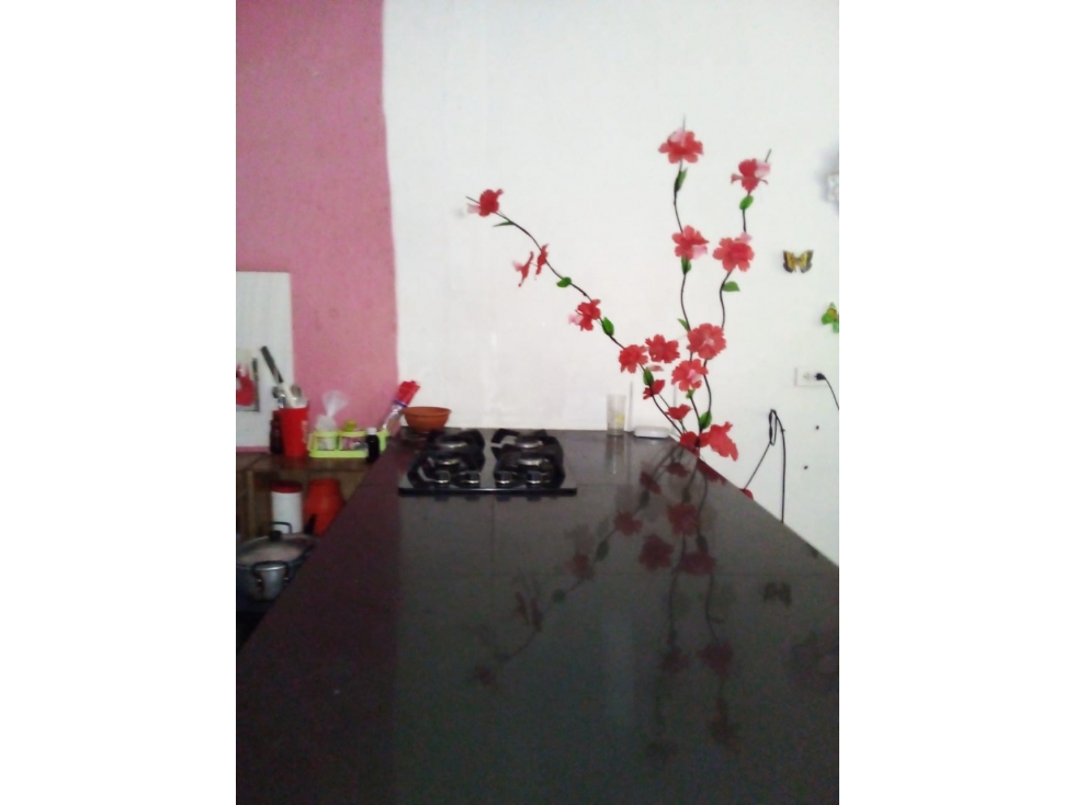 SC INMOBILIARIA VENDE CASA ESQUINERA EN EL B/ GALILEA - MTR — foto 3