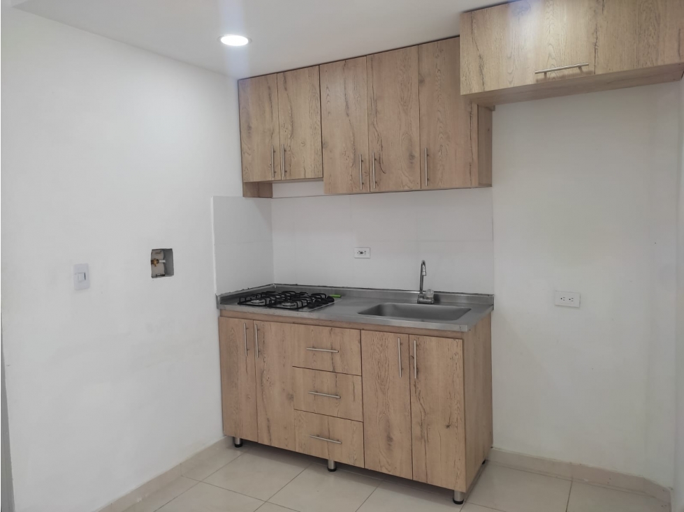 SC RED INMOBILIARIA ARRIENDA CASA EN EL B/ VALLEJO — foto 4